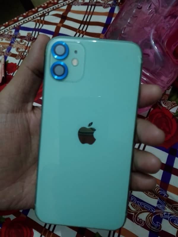 iphone 11 64 GB pta approved all ok 3