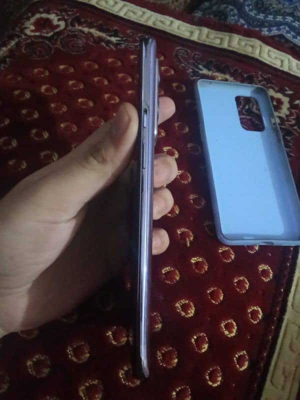 OnePlus 9 3