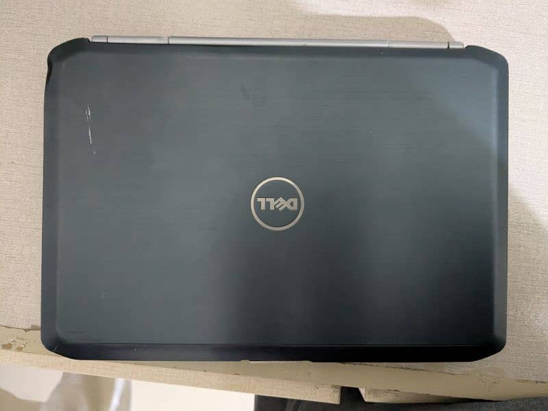 Dell Latitude E540 1