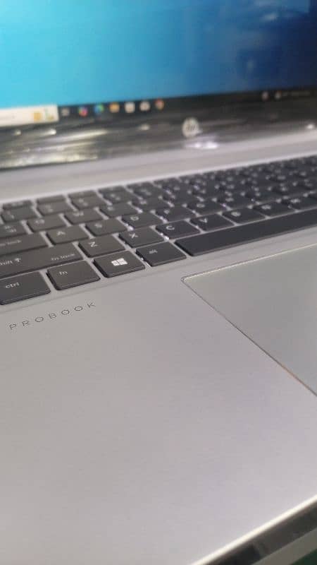 HP Probook i5 8th 8 256 2