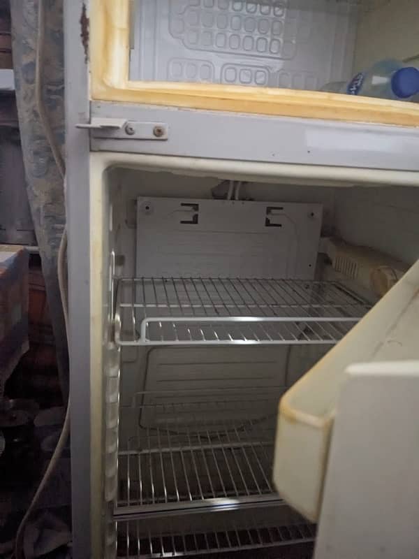 Dawlance 9166 fridge perfect working condition 1