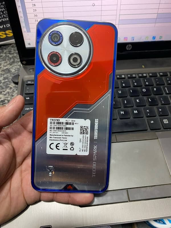 Tecno Spark 30pro 8/128gb 1