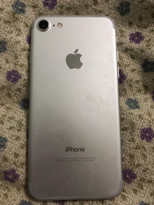 i phone 7 (128gb) 1