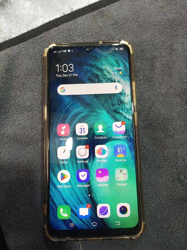 vivo s1 mobile argent sale 4- 128 no open no refire all ok 1