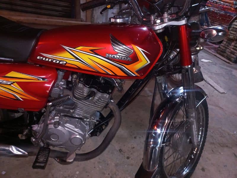 HONDA 125 RED 0