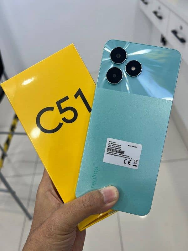 Realme c51 8/128 0