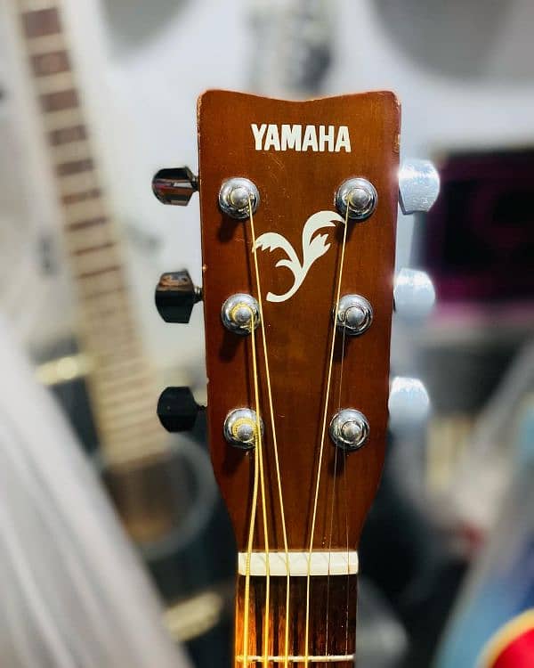 YAMAHA F310 GUITAR 1