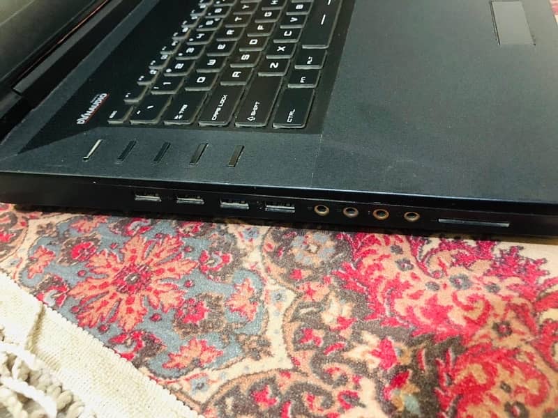 MSI GT72s 6QE Dominator Pro G Gaming Laptop 5