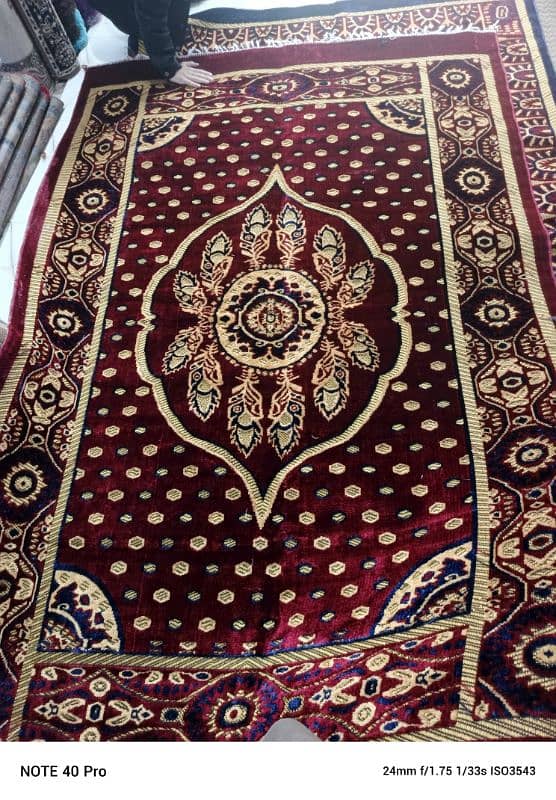 Irani rugs 2700price hole sale 03035642377Hai All colour available hai 0