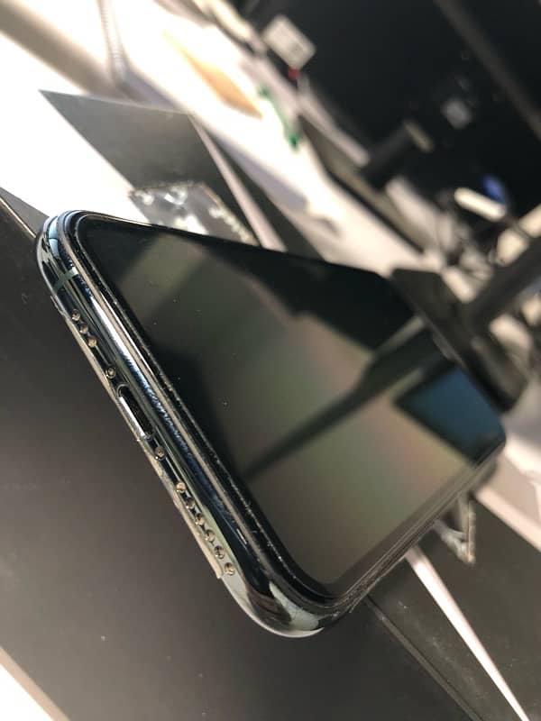 Iphone 11 pro 2