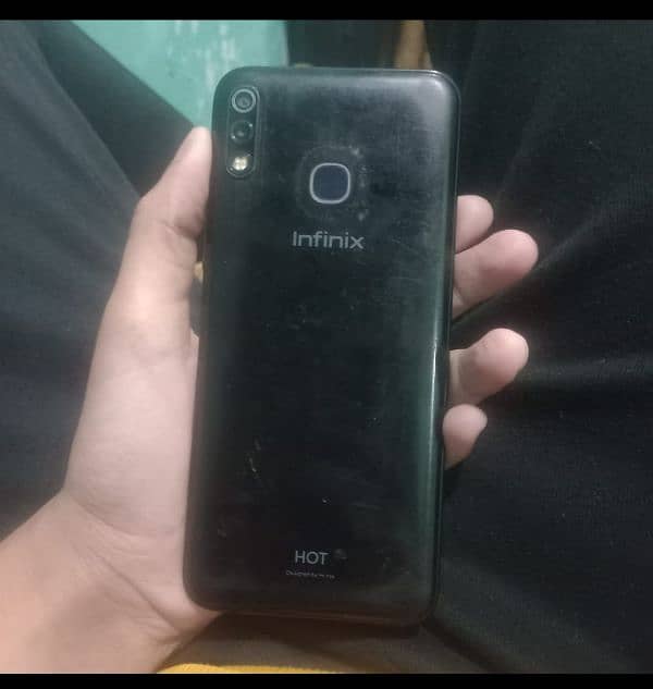 Infinix hot 8 lite 2/32 1