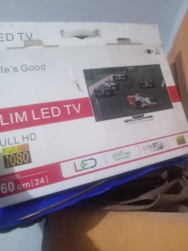 Samsung led good condition with box 24 inches 3