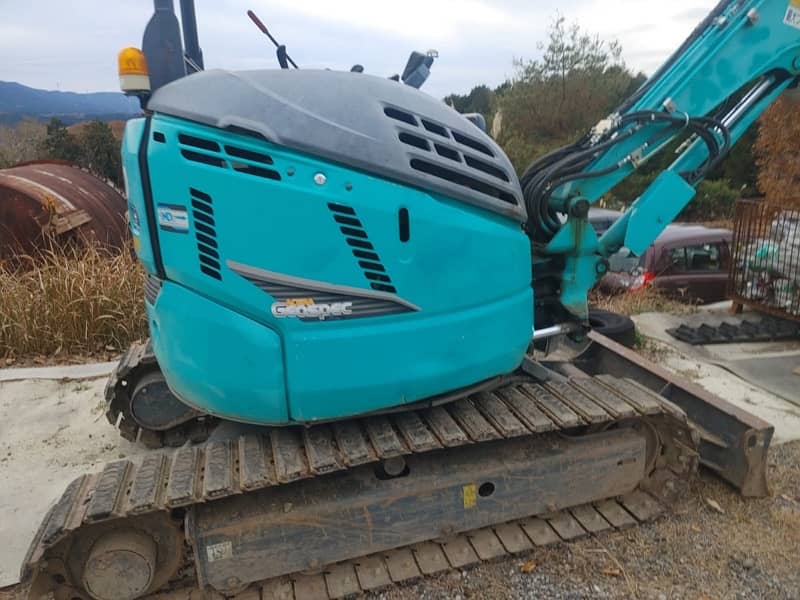 Kobelco SK28SR-6 Excavator 3