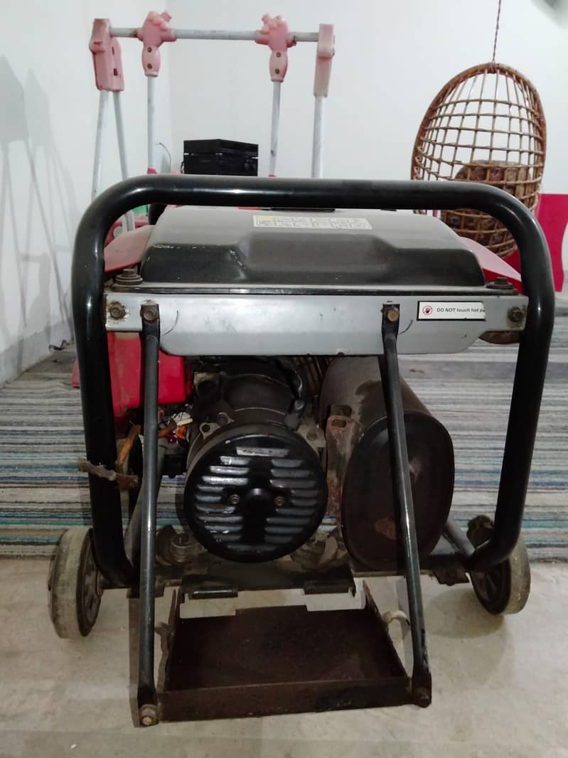 2.5 KW Generator For Sale. . . . !!! 1