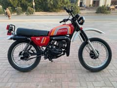 Suzuki TS 100 In Outclass Condition