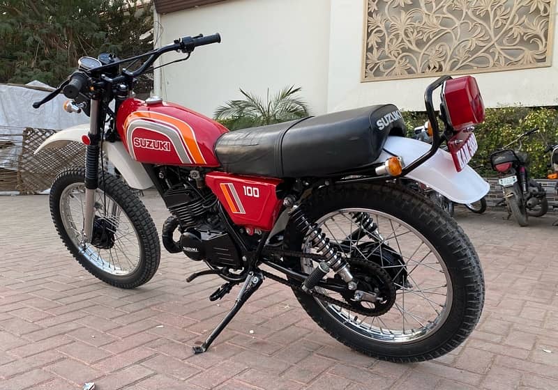 Suzuki TS 100 In Outclass Condition 5