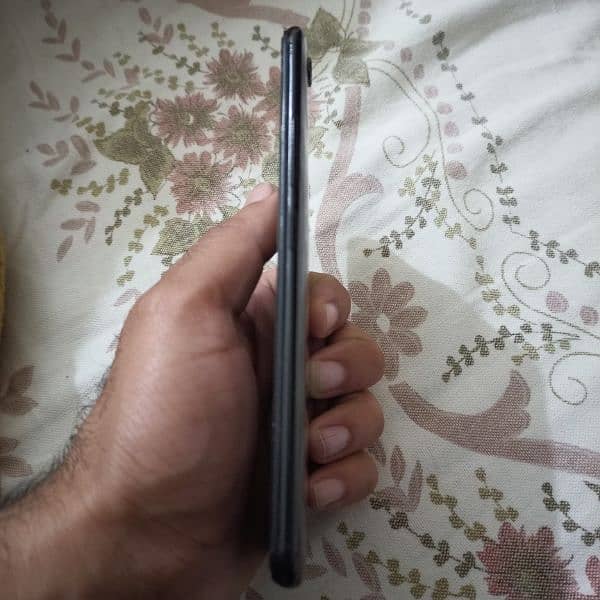 Vivo Y 81 neat condition 4