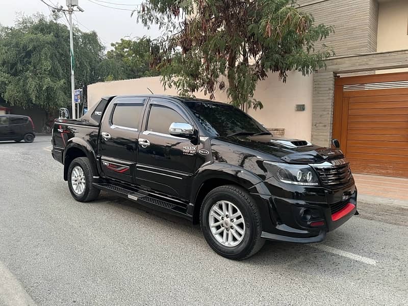 Toyota Hilux Vigo 2012/16 Thailand first owner like new 0