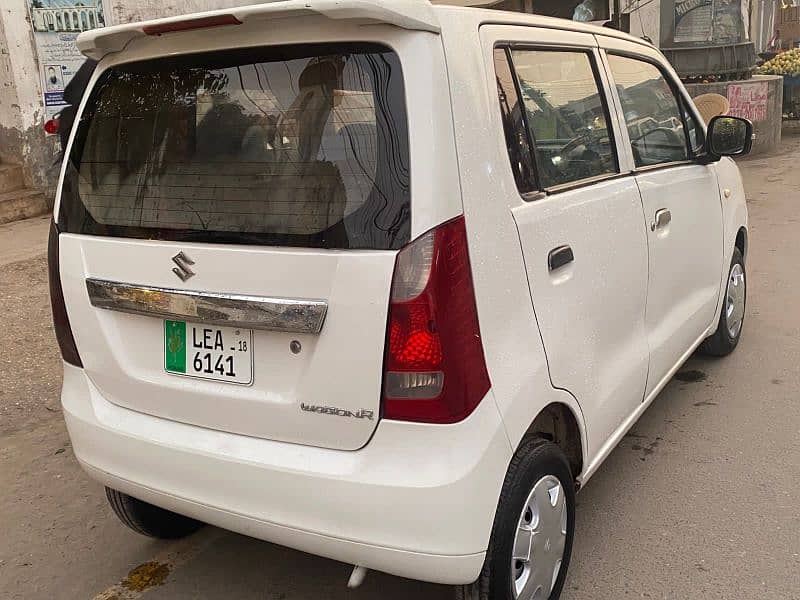 Suzuki Wagon R 2018 13