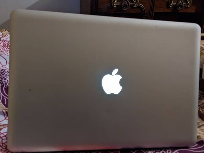 MacBook pro 2011 4