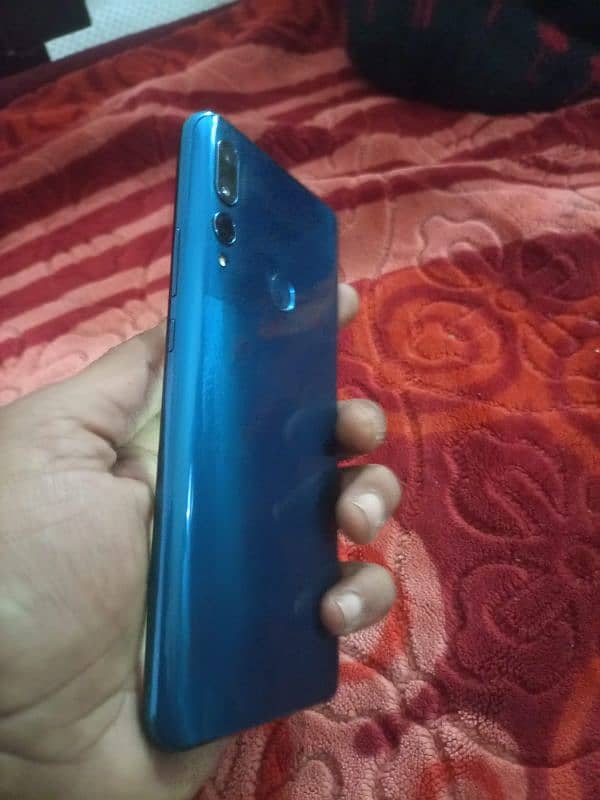 Huawei y9 prime 4/128 new condition with box 12