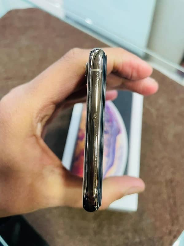 iphone xs max 64gb 4