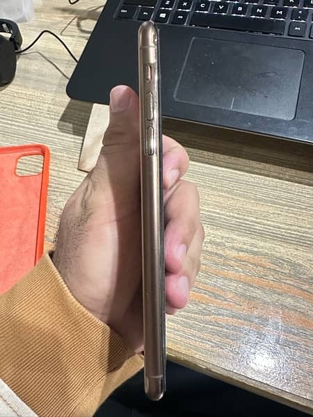 iphone 11 pro max 256Gb PTA approved 2