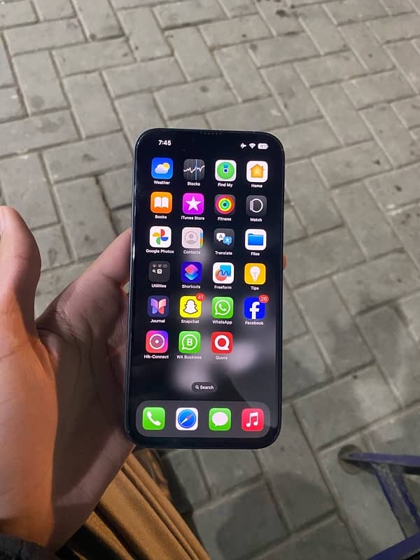 iPhone 14 plus 2