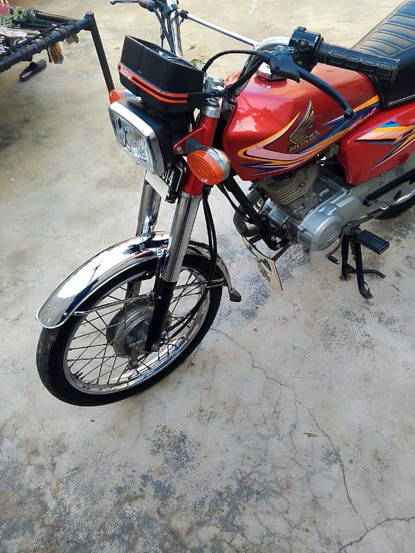 Honda 125 All ok 8