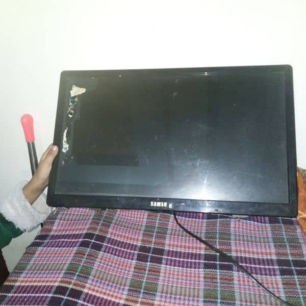 Samsung 24" inches Lcd 3