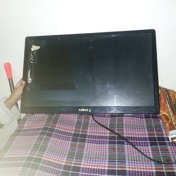 Samsung 24" inches Lcd 4