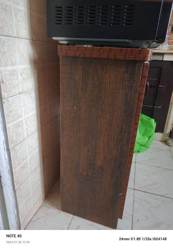 small cupboard (4 x 2) in good condition 1