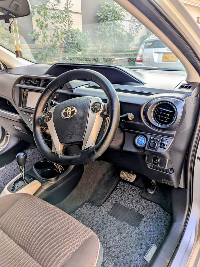 Toyota Aqua 2014 - G Package (Registered 2017) 10