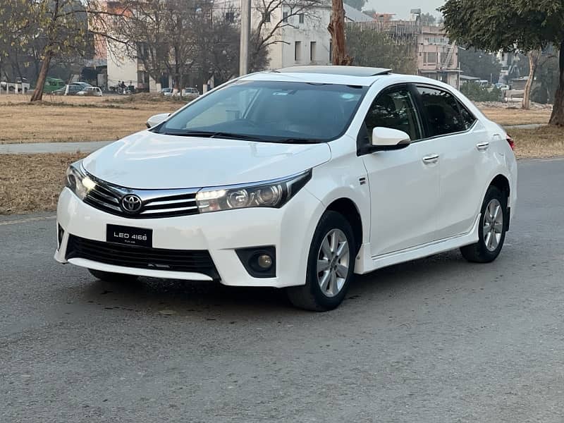 Toyota Altis Grande 2016 4