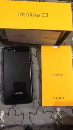 I am selling mobile realme c1