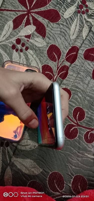 IPHONE 11 NON PTA 64 GB 7