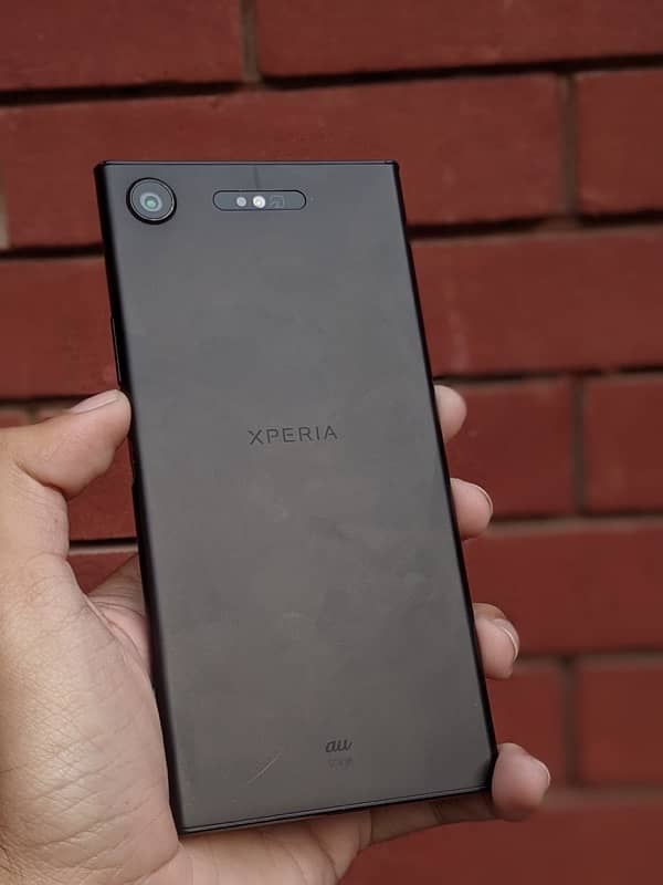 Sony Xperia XZ1 4/64GB Non PTA 0