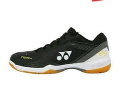 Yonex shoes ( Size 43 )