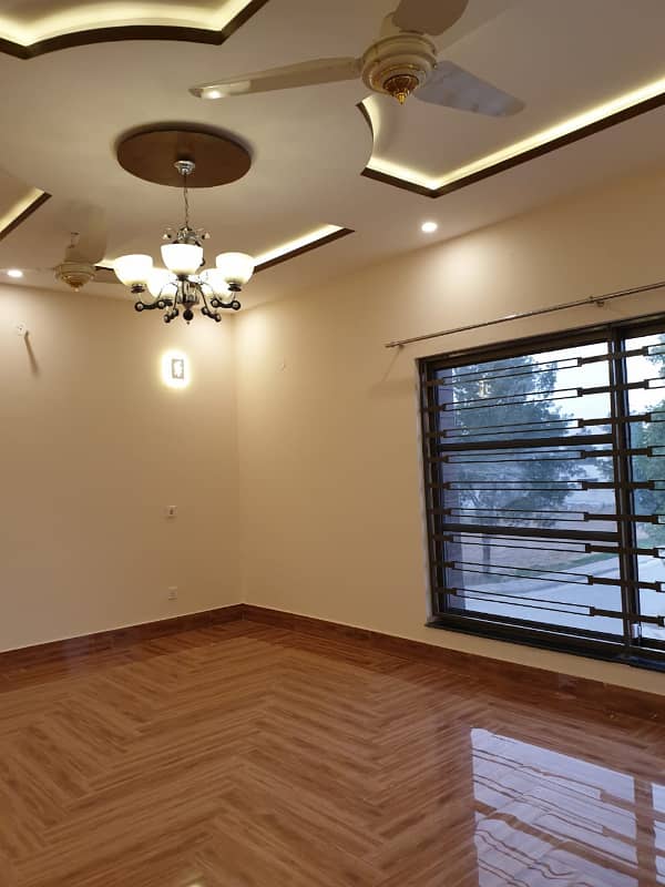 BRAND NEW LUXURY 1 KANAL HOUSE FOR RENT IN BAHRIA TOWN LAHORE 10