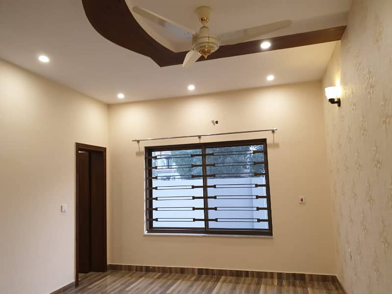 BRAND NEW LUXURY 1 KANAL HOUSE FOR RENT IN BAHRIA TOWN LAHORE 13