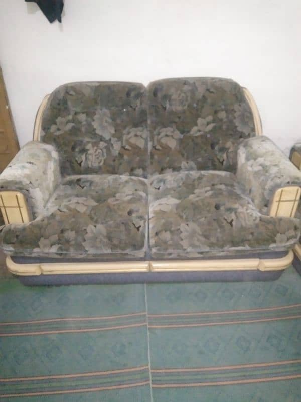 for sale 7 seater sofa set 1