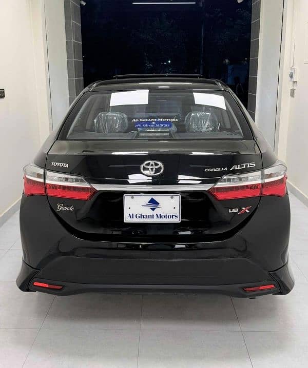 Toyota Altis Grande Black Room 2023 3