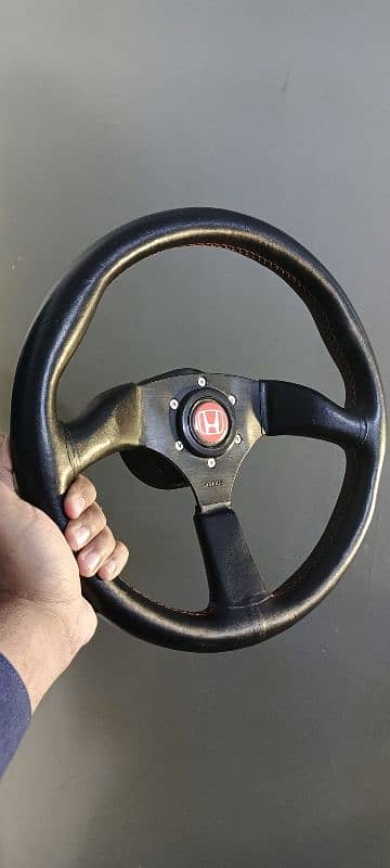 Honda Momo Steering Wheel with Original Hub (Made in Japan) 7