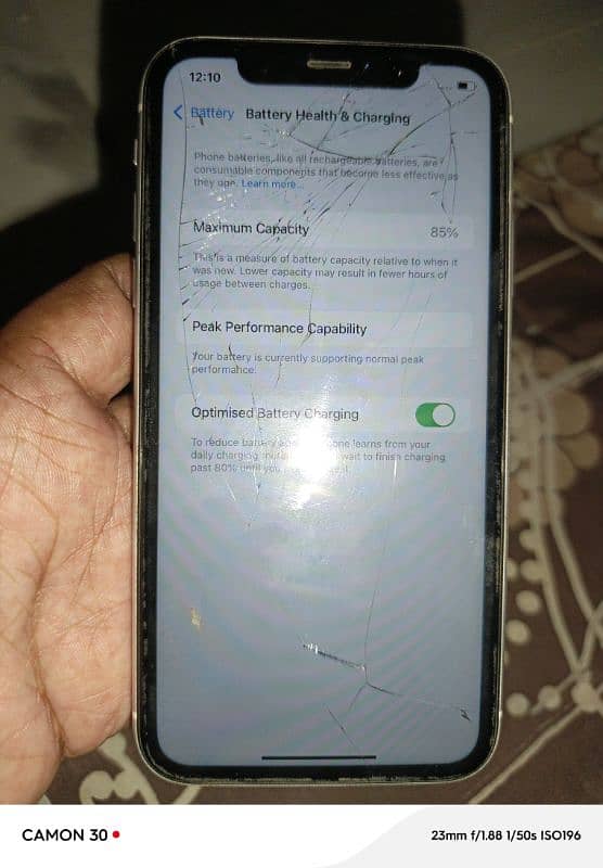 iphone xr factory unlock 128 GB for sale 2