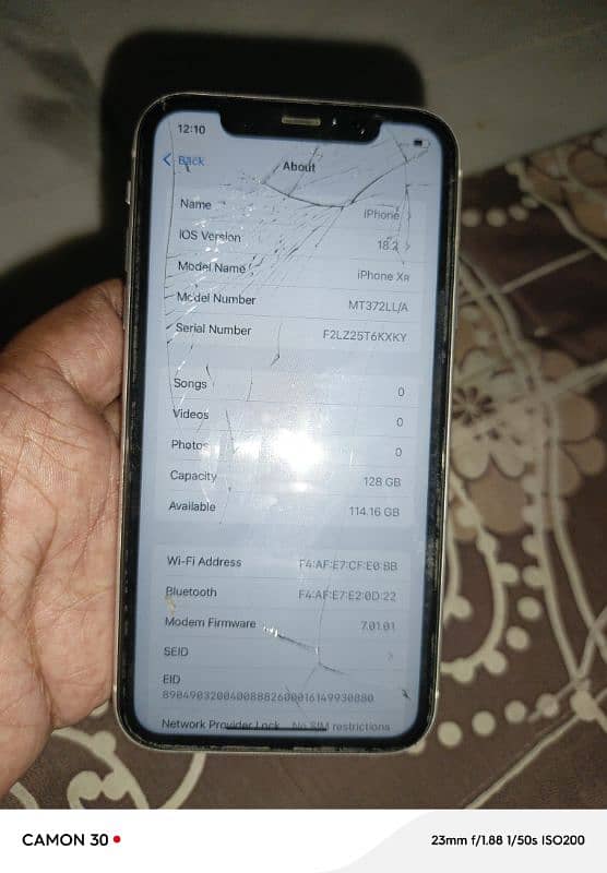 iphone xr factory unlock 128 GB for sale 3