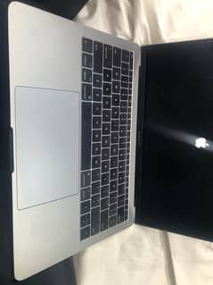 macbook pro 2017 13 inch