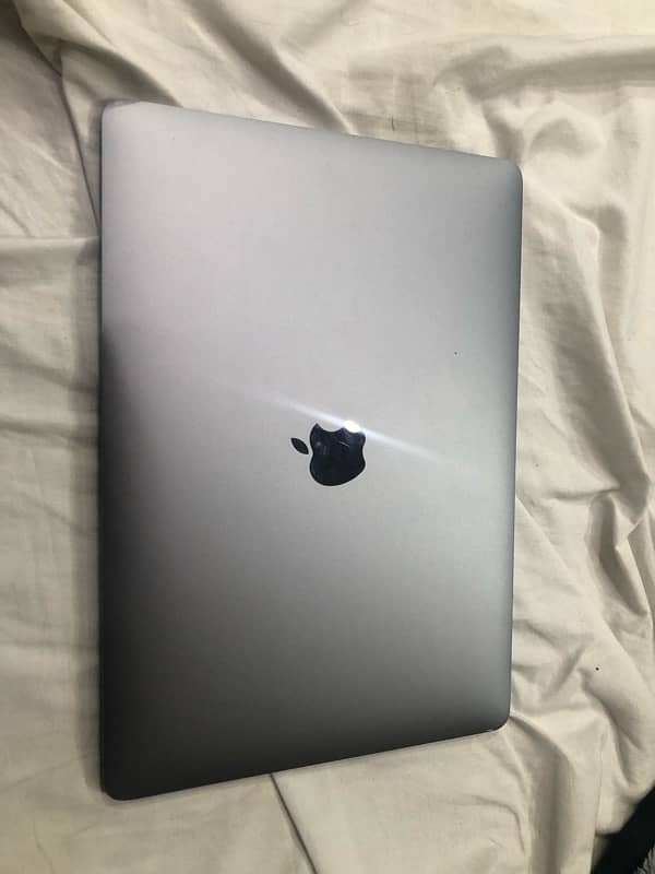 macbook pro 2017 13 inch 6