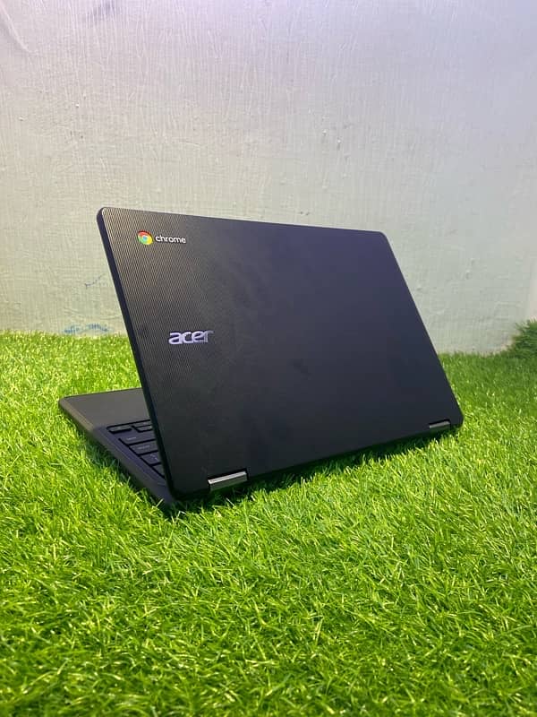 Acer spin r751t 4 gb ram 32gb ssd touch 360 Dual cam type c charging 6