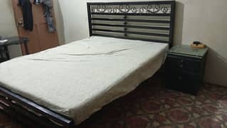 iron Bed dressing &1 side table