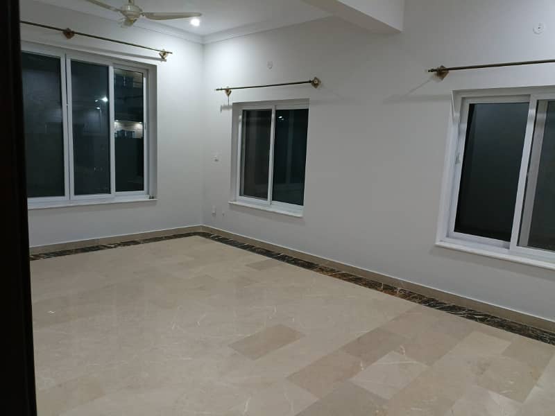 Luxury Brand new GROUND Portion for Rent, Beautiful House for Rent in River garden 2